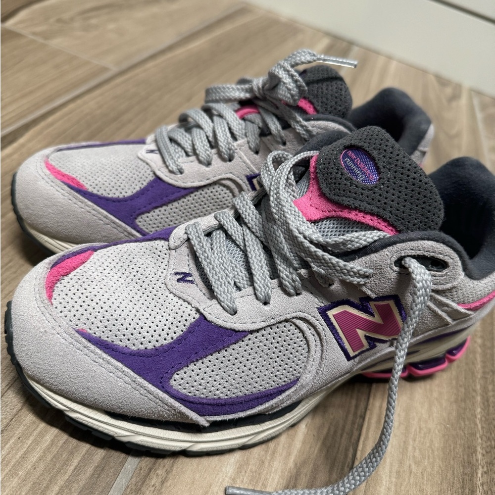 2002R New Balance